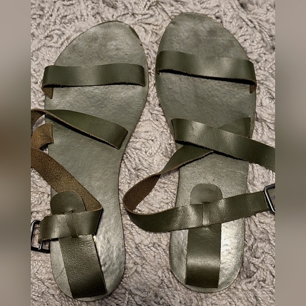 ☀️☀️clo^^ | Forest Green, Leather Sandals